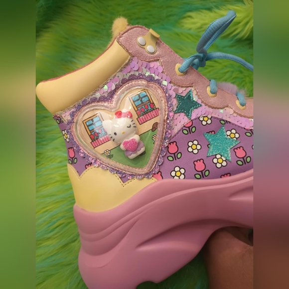 Irregular Choice Hello Kitty Boots - Picture 5 of 16